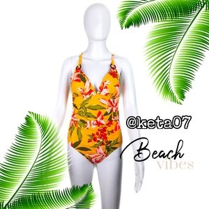 🆕️ Kona Sol One Piece Swimsuit Floral size S